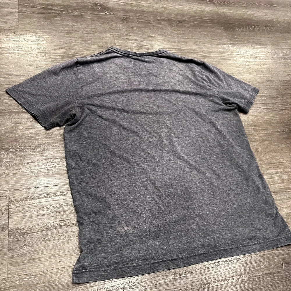 Puma Shirt Mens Large Gray Red Spell Out Logo Athletic‎ Tee Lightweight